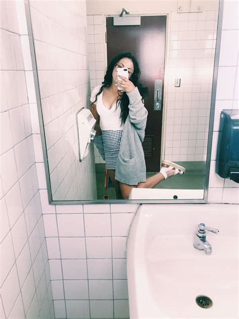 Pin By Bella Lozano On Teenage Dream Teenage Dream Mirror Selfie