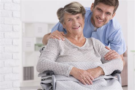 caring  elderly parents  tips  family caregivers