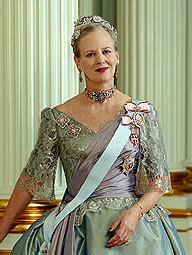 danish royals unite  celebrate queen margrethes  birthday  magazine nobility