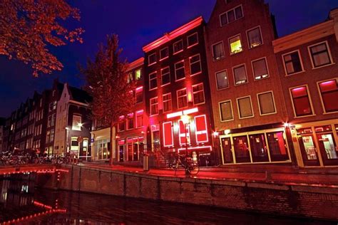 amsterdam red light district de wallen amsterdam  tours