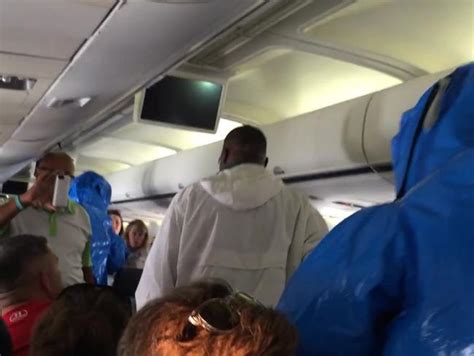 Man Jokes About Ebola On Plane Regrets It