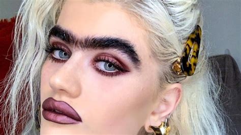 model with bushy eyebrows receives death threats online au