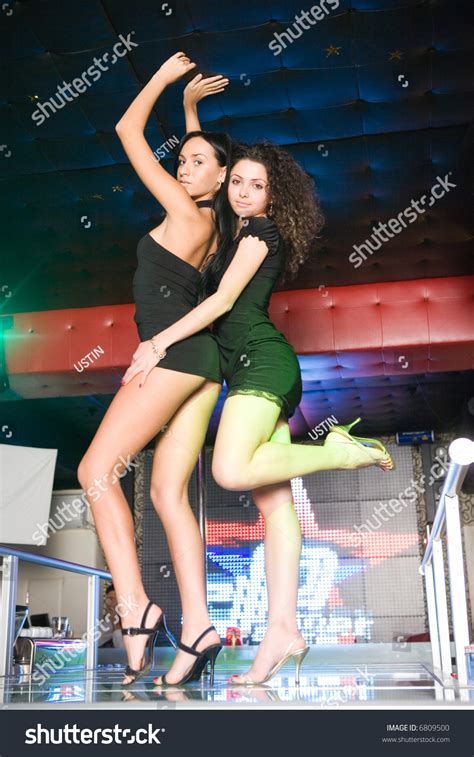 Teen Dancing Club Black Lesbiens Fucking