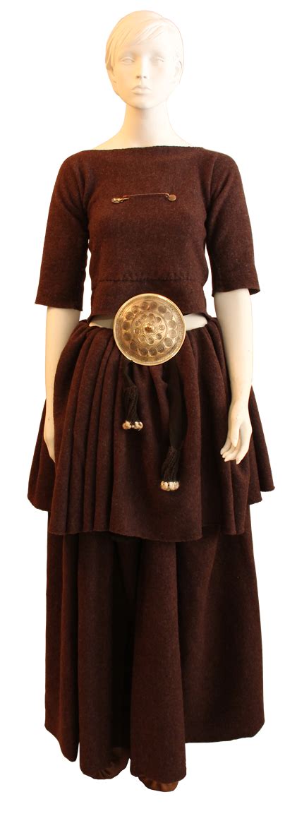 museum quality reproduction  bronze age costume female clothing