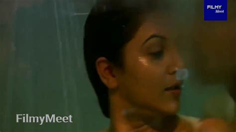 Sushmita Sen And Randeep Hooda Hot Romantic Kissing Scene Youtube