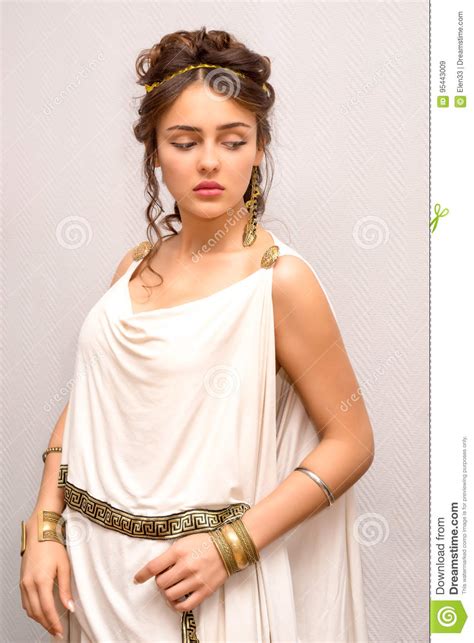 mujer de grecia imagen de archivo imagen de elegante 95443009