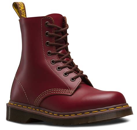 dr martens    england vintage collection  eye leather ankle