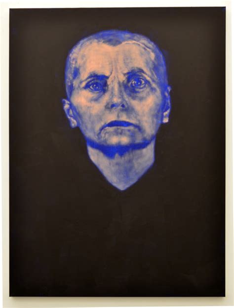 Haunting Portraits Honor The Holocaust S Female Victims Huffpost