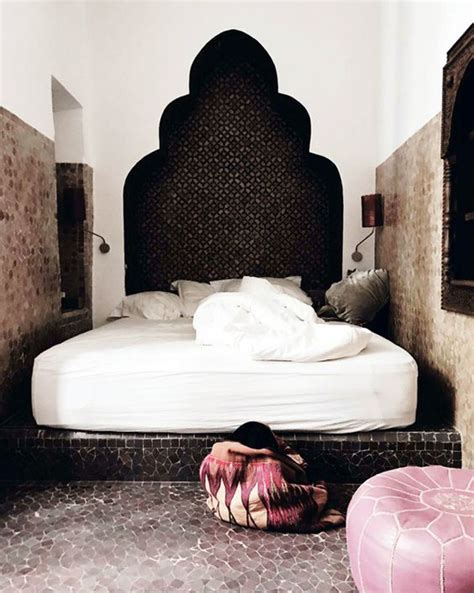 pink and brown moroccan bedroom design
