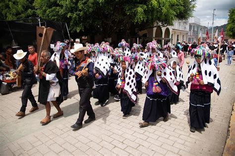 mayas del sur de mexico festejan el carnaval  marca el cierre de ciclo