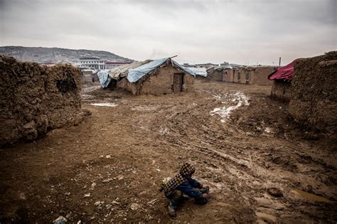 Hardships In Afghan Refugee Camps The New York Times