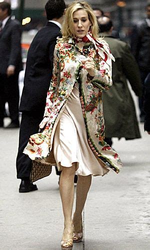 beauty tips celebrity style and fashion advice from city outfits carrie bradshaw style fashion