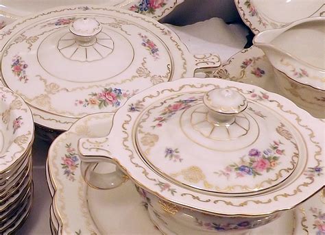 antique porcelain dinnerware sets