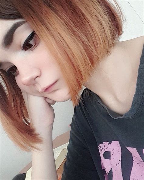 aesthetic people aesthetic girl hair color streaks cute emo ulzzang