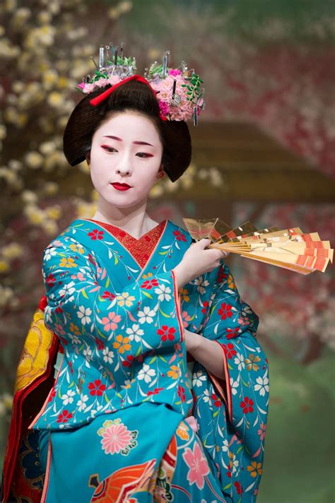 Geisha Japan The Geisha Geisha Girl Japanese Traditional Dress