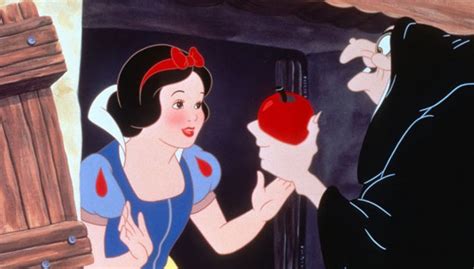 Disney Prepara Una Película No Animada De La Hermana De Blancanieves