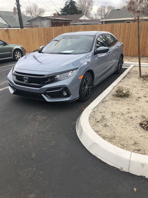 picked    sonic gray sport hatch   manual rcivic