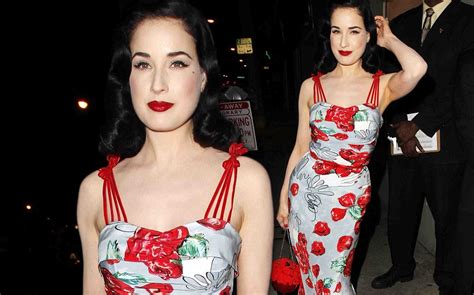 Dita Von Teese Star Shows Off Her Hourglass Figure In One Of Her Own