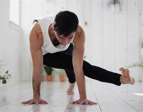 teacher training elevate yoga