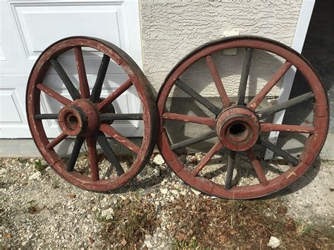 prairie auction services lot  wagon wheels