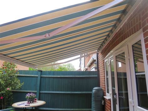 electric patio awning fitted  romsey awningsouth