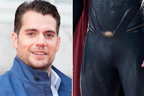 man of steel actor henry cavill reveals getting excited