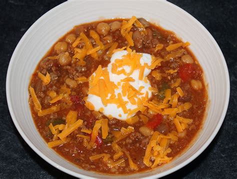 sarahphrasing life crockpot chili recipe