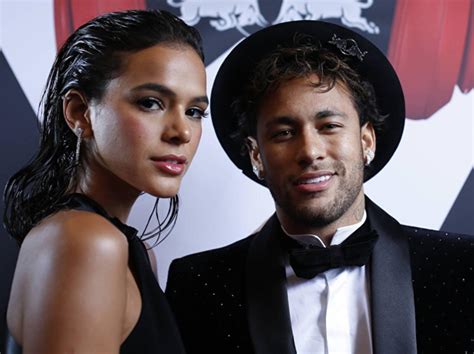 Fifa World Cup 2018 Neymar Jr And Bruna Marquezini 10