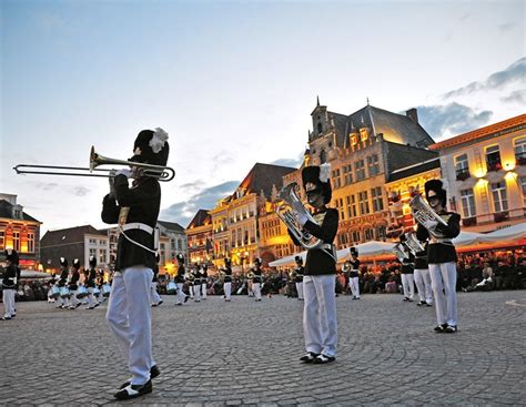 liberation  bergen op zoom emma brown