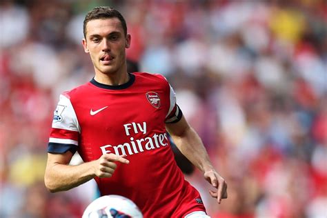 report fc barcelona interested in arsenal fc thomas vermaelen barca