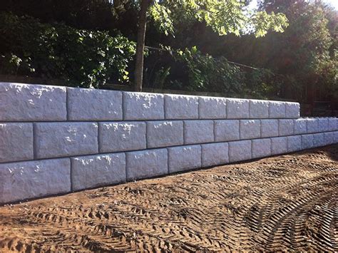 ft concrete retaining wall blocks hamilton oakville grimsby