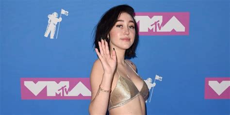noah cyrus on her breakup with lil xan and her new album