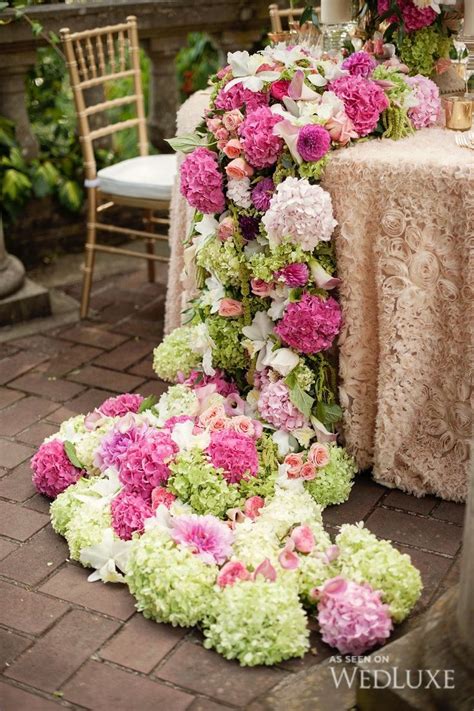 Flower Table Runners As Wedding Centerpieces Arabia Weddings