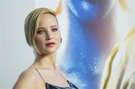 Jennifer Lawrence Stuns In Blue Dress At X Men Premiere