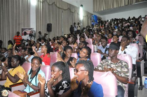 Crowd Goes Wild As Omotola Speaks At The Business School