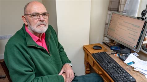 this 75 year old oap got conned out of £20 000 by a fake girlfriend