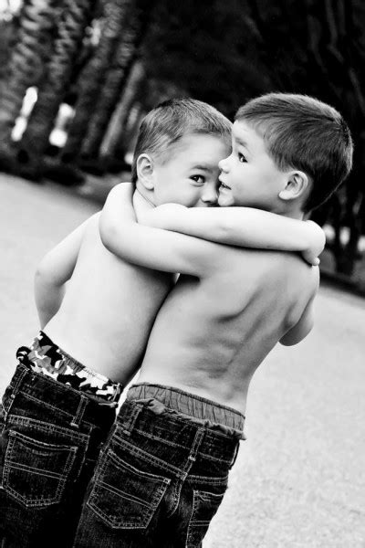 20 fotos que mostram o verdadeiro amor entre irmãos