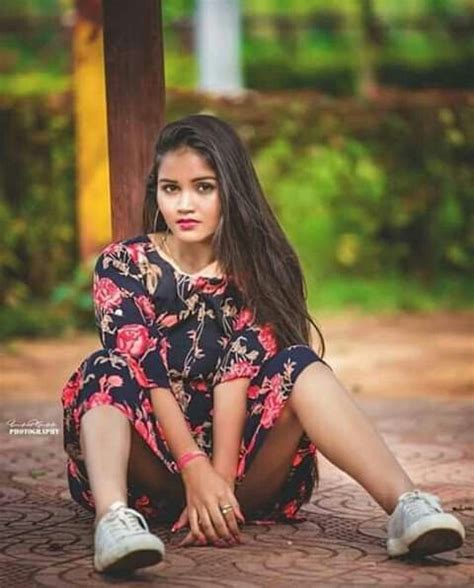 pin by kanishka kadd on විකල්ප insta fashion girl photo poses south