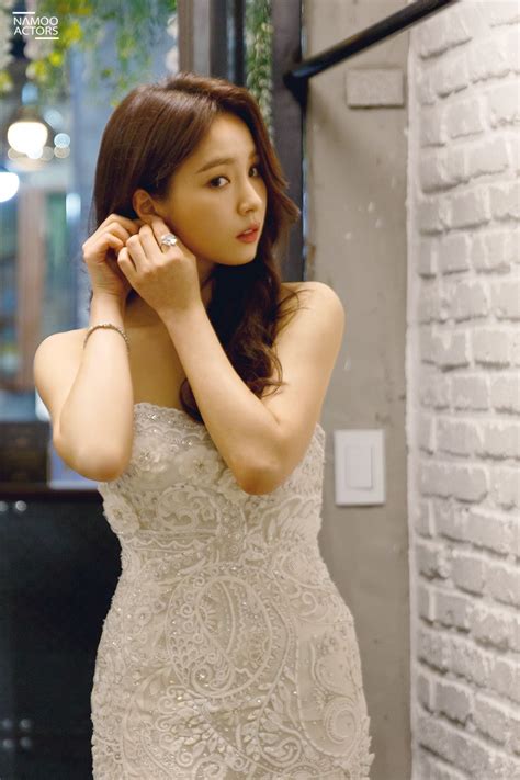 [k actress visual battle] kim so eun vs shin se kyung allkpop forums