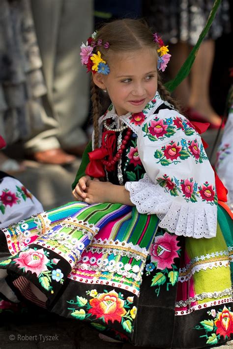 Łowicz poland girl in traditional costume strój łowicki polish