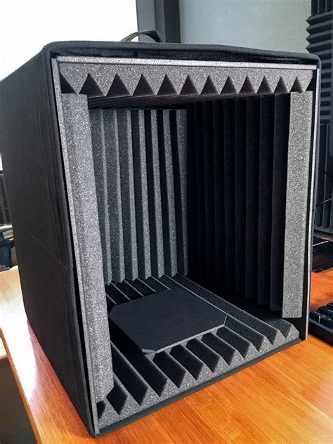 diy sound isolation booth    diy vocal booth blankets ideas  pinterest