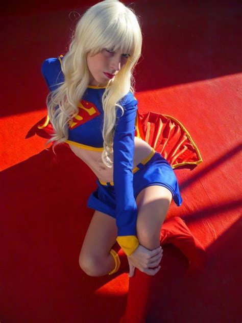Cute Girls In Sexy Supergirl Costumes 26 Pics