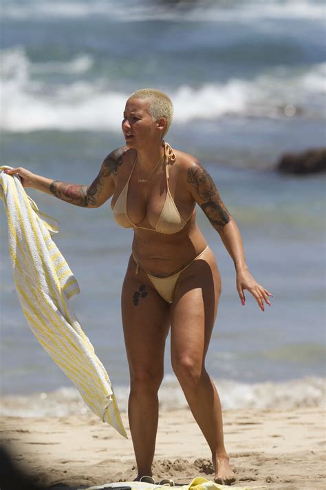 Amber Rose Is One Of Prettiest And Sexiest Women Of All
