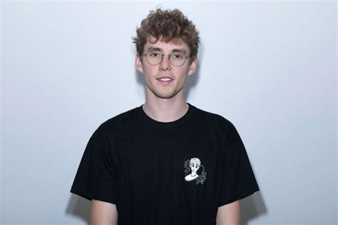 lost frequencies unleashes  single   love  ft  nghbrs