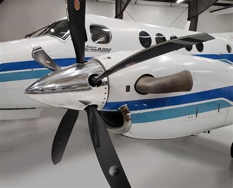 hartzell  blade structural composite props coming   king air  fleet hartzell propeller