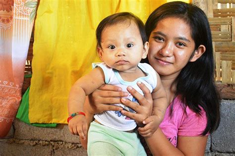philippines teen centers empower pregnant adolescents jhpiego