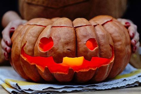 how to carve a pumpkin features jamie oliver