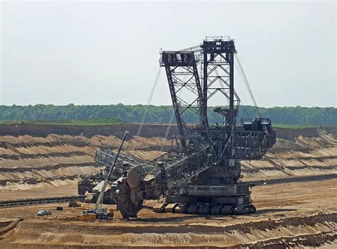 largest machines   mining industry
