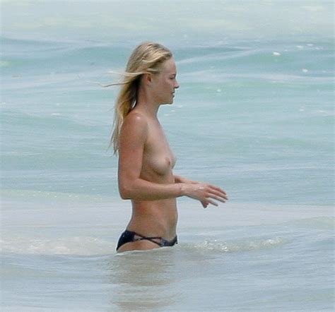 kate bosworth topless swimming at beach