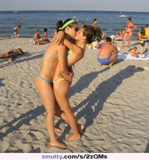 realgirls amateur girlfriends lesbian lesbians kissing bikini